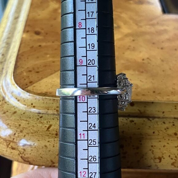 Rainbow Moonstone Sterling Silver Heart Ring Size 9.75 - Picture 9 of 10